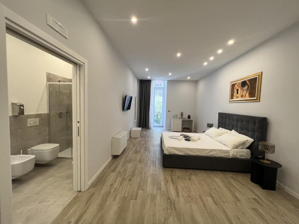 Il Tempio Degli Artisti - Suites Bari Exterior photo