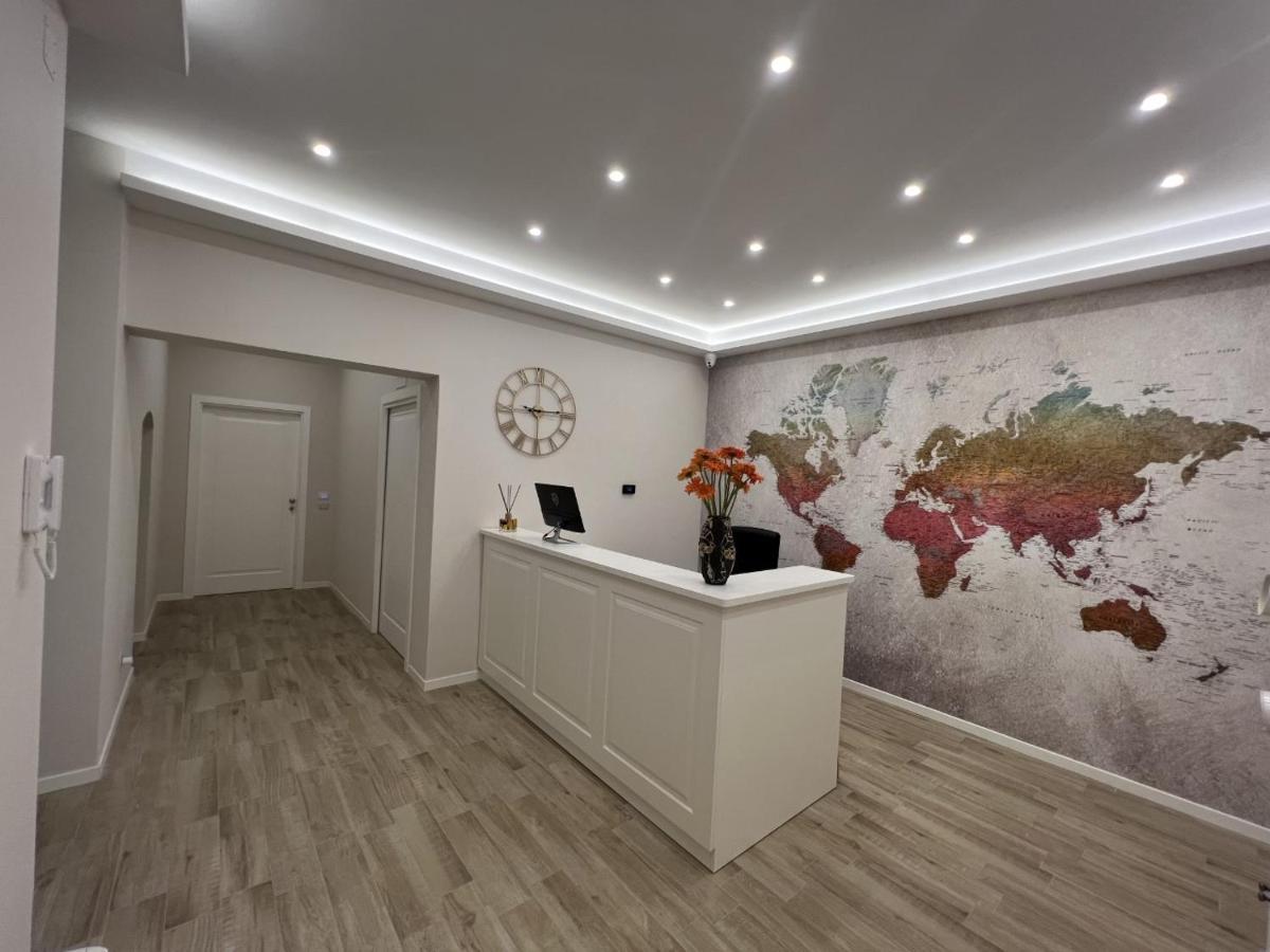 Il Tempio Degli Artisti - Suites Bari Exterior photo